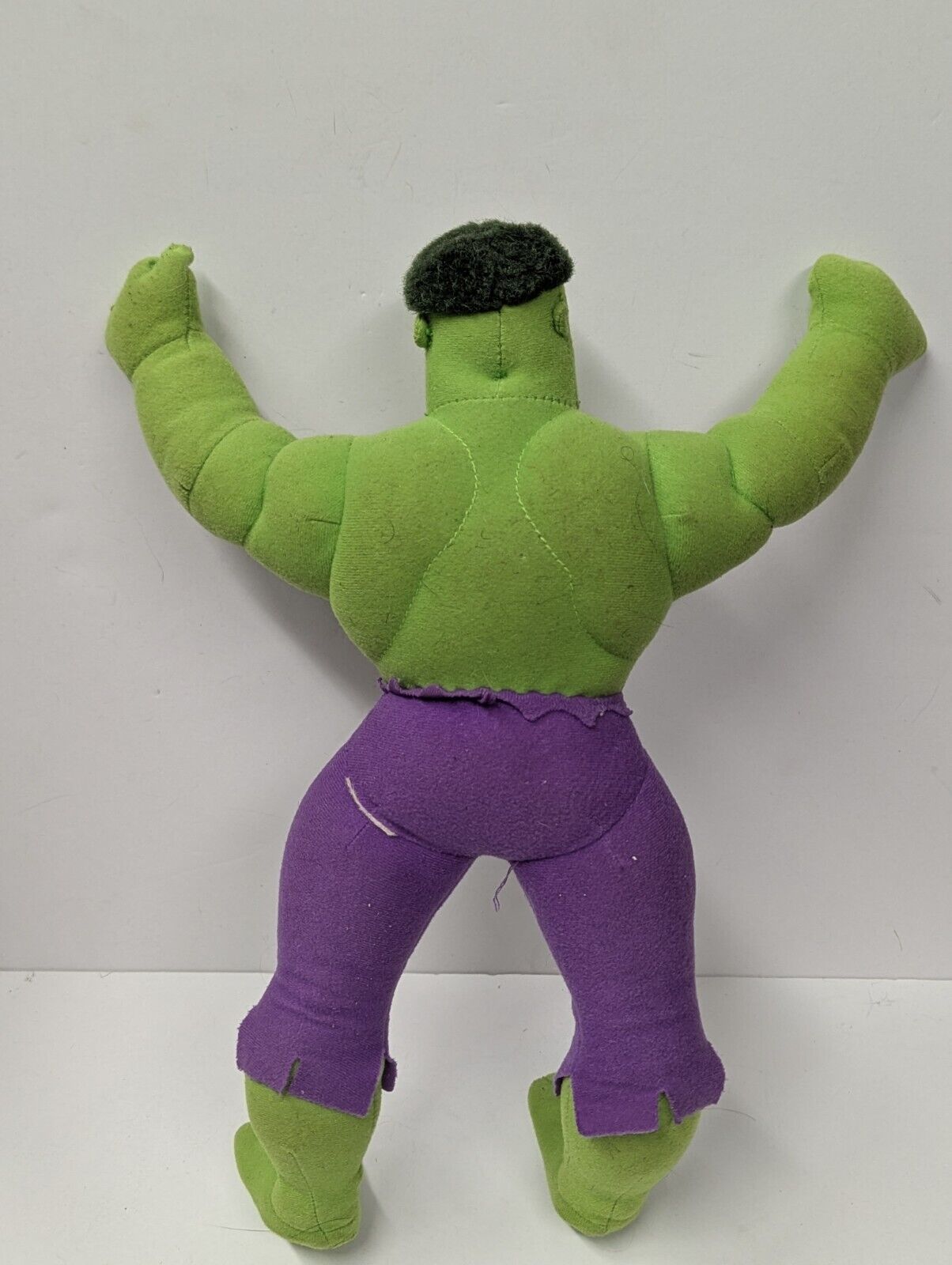 Kellytoy 2003 Vintage Marvel Avengers The Incredible Hulk 14" Plush