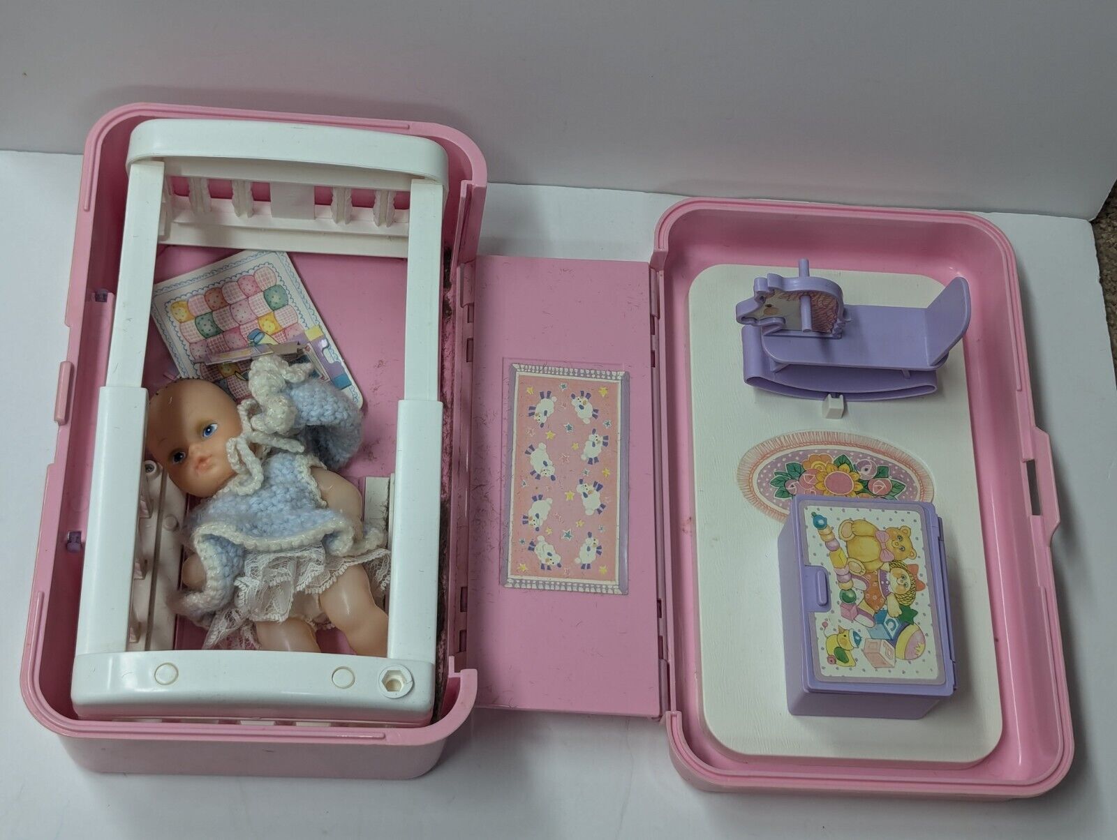 Mattel 1995 CABBAGE PATCH KIDS Travel Nursery DOLL CASE