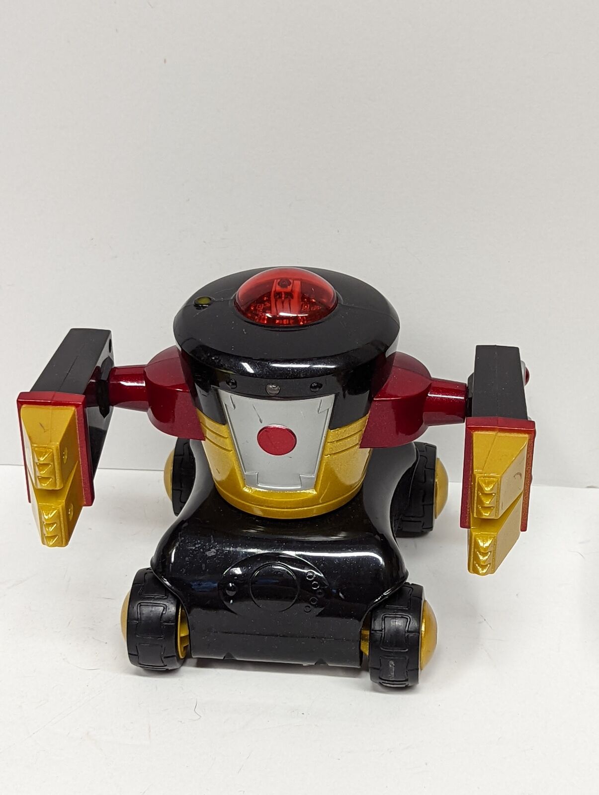 2001 Trendmasters Battle Bots UNTESTED USED