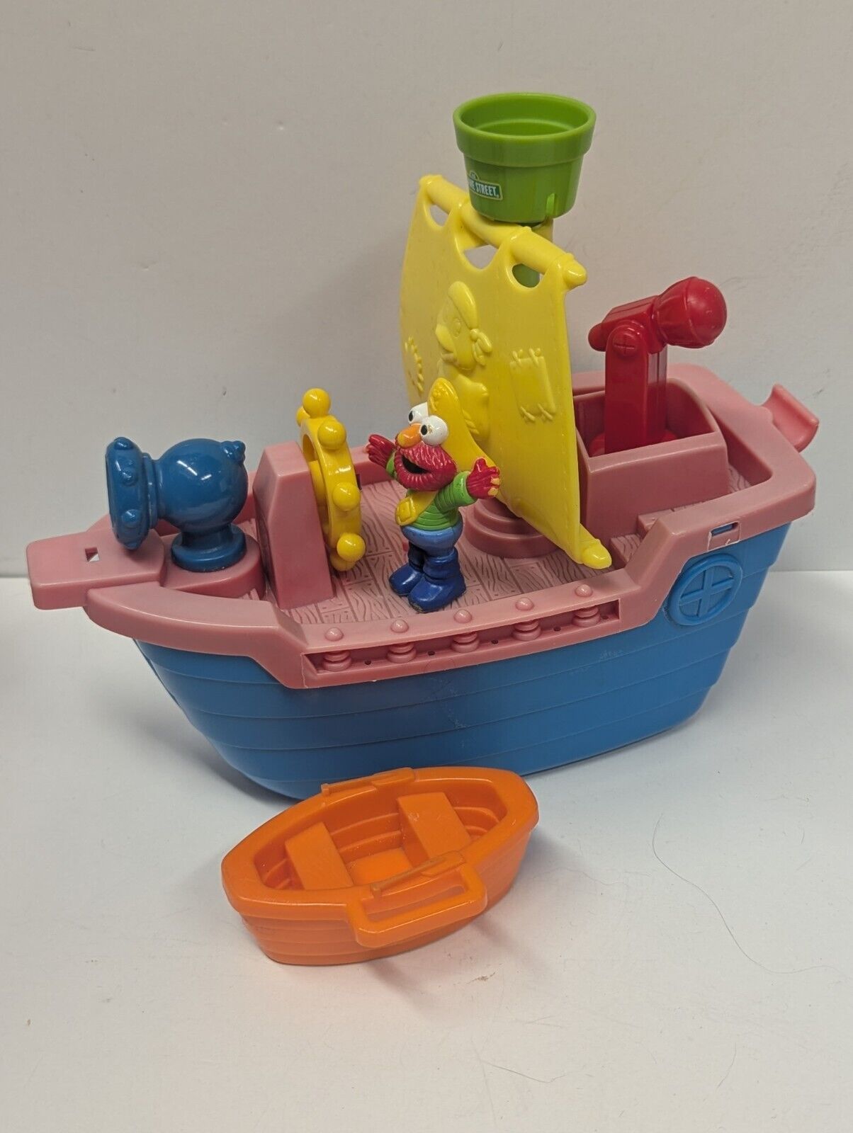 Tyco Vintage Sesame Street Elmo Sinking Pirate Ship Bath Toy 1998