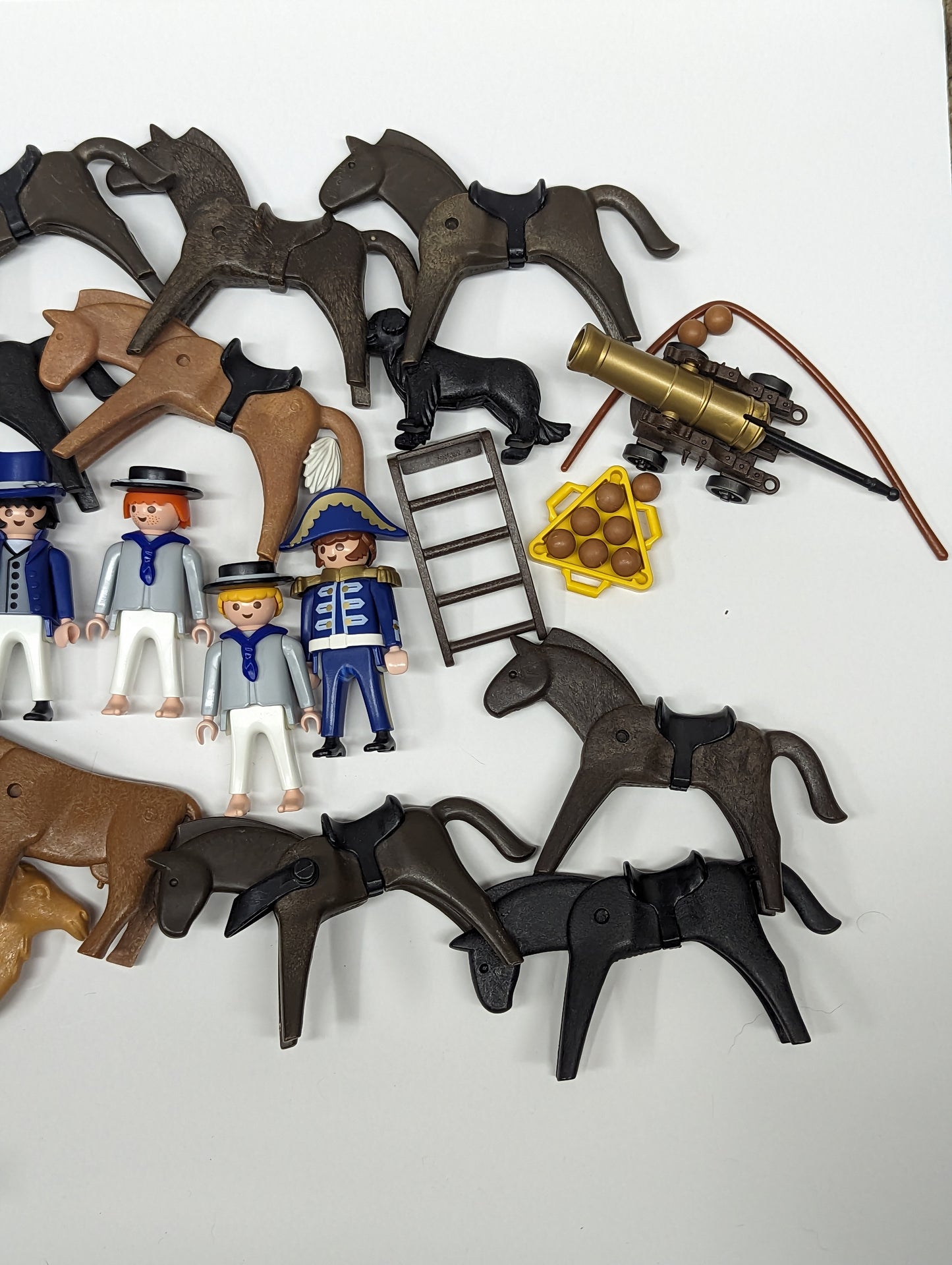 Large Lot of Playmobil Figures/Accessories 1C LOOSE