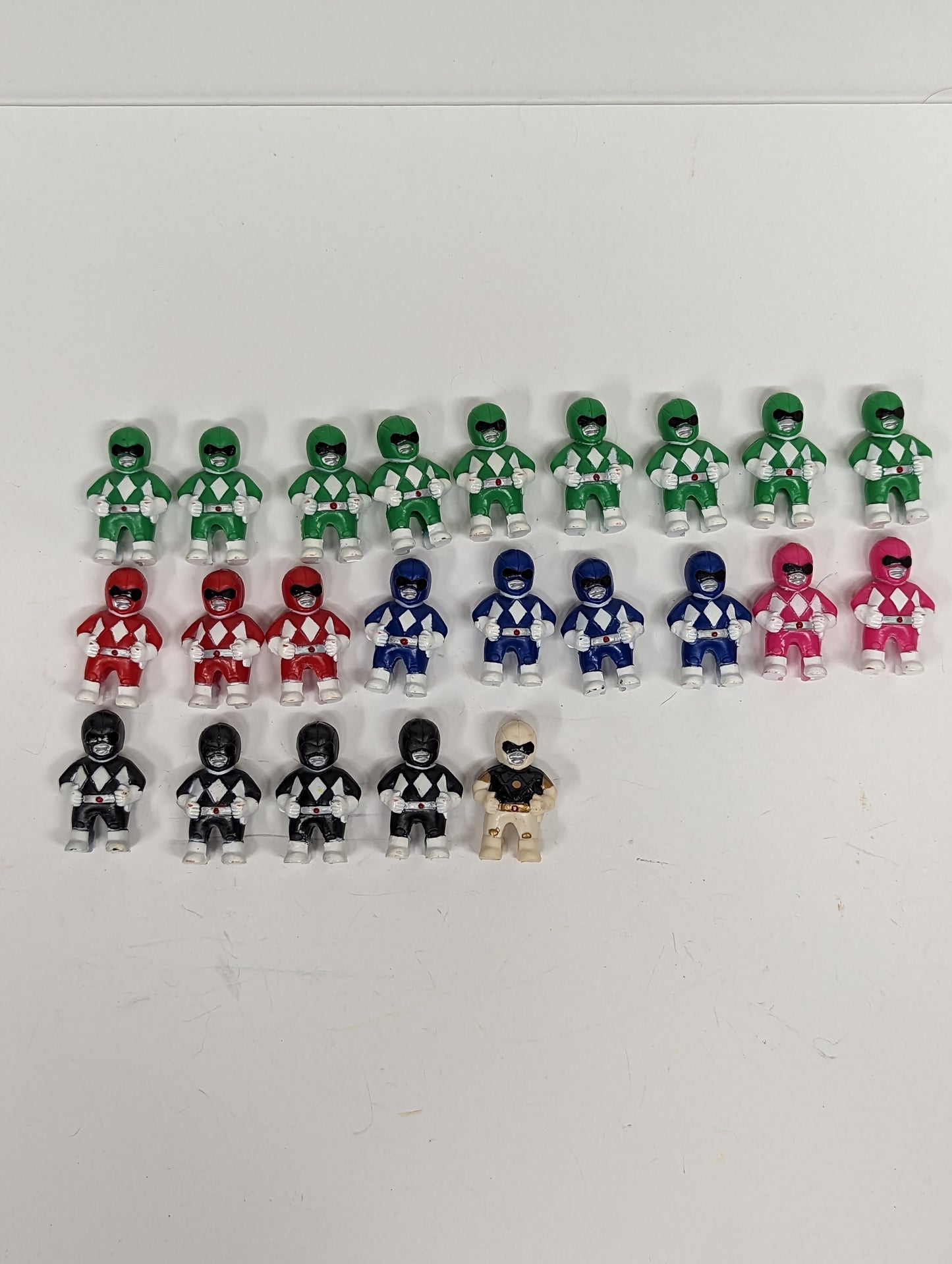 23 Bulky Power Ranger Pencil Toppers Loose 1B