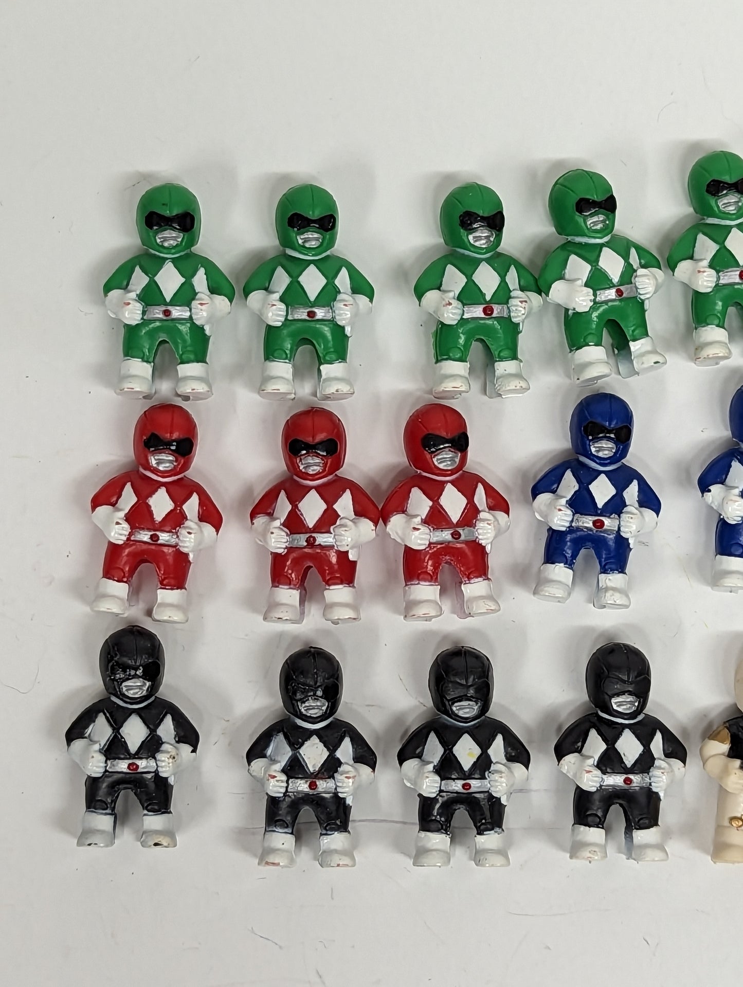 23 Bulky Power Ranger Pencil Toppers Loose 1B